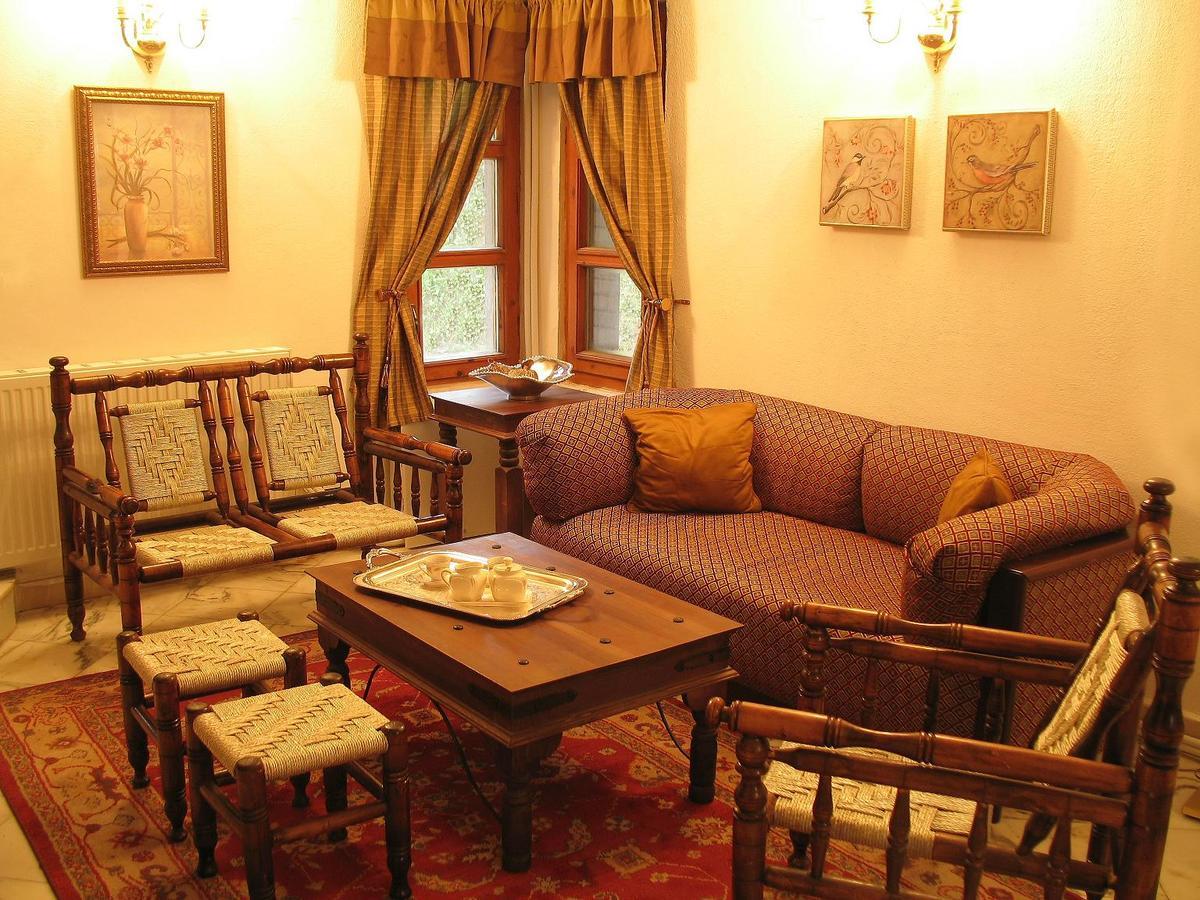 Castle Cottage Bed & Breakfast Белоградчик Экстерьер фото